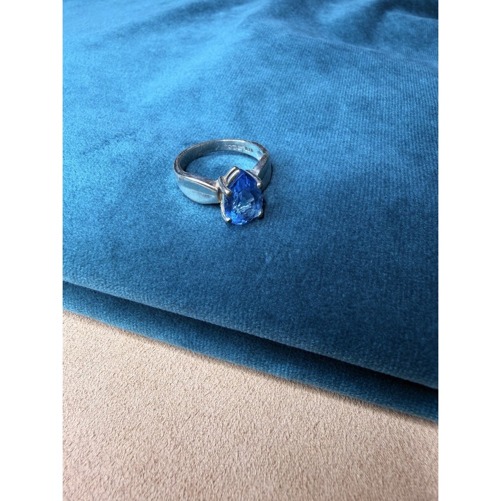 UTC Sterling Silver 925 Pear Cut Blue Topaz Size 8